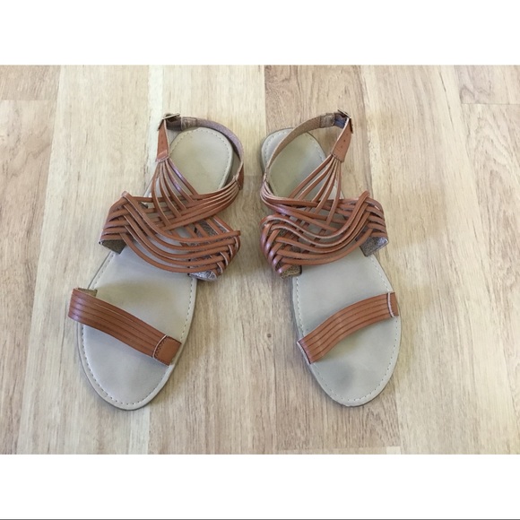 American Eagle Leather Strappy Sandals Sz 9 - Picture 1 of 4
